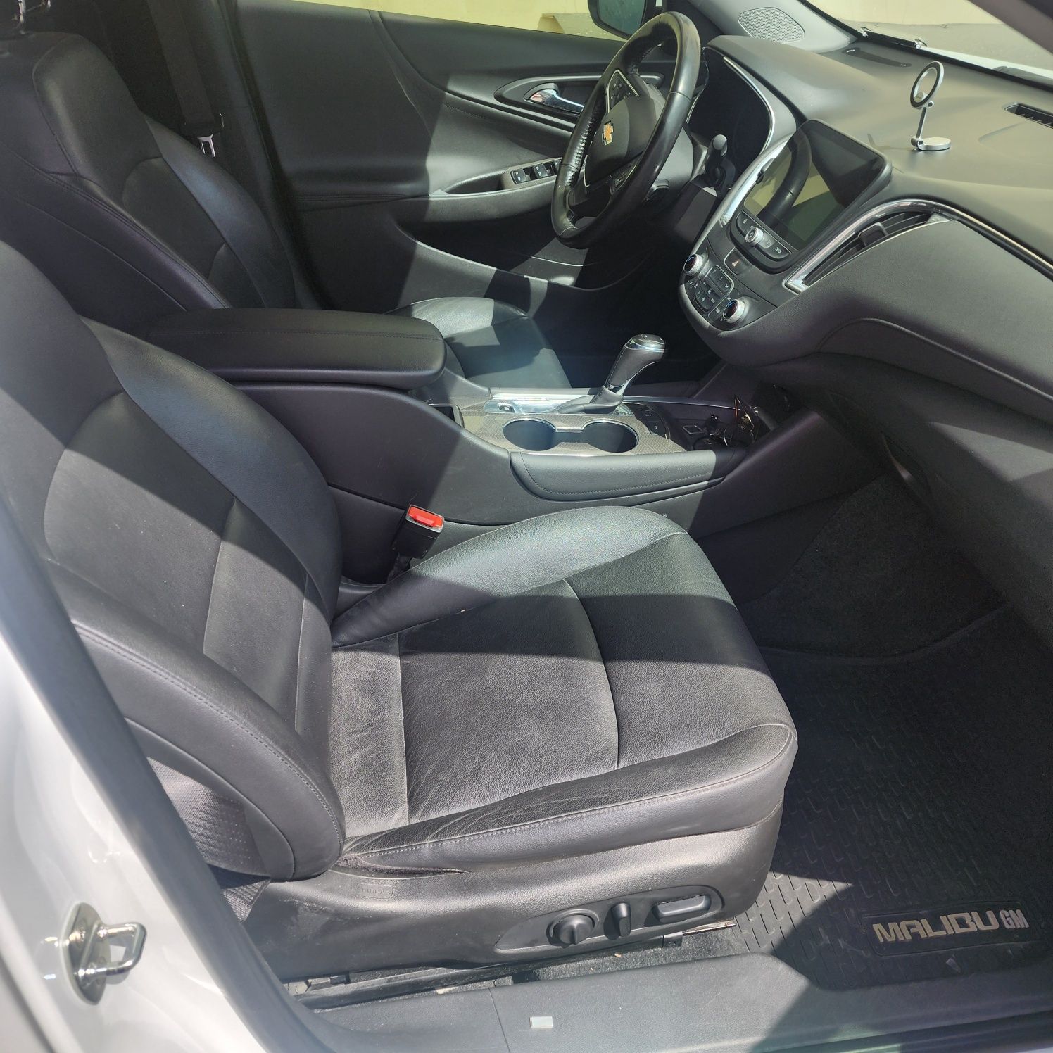 Malibu 2 turbo sotiladi
