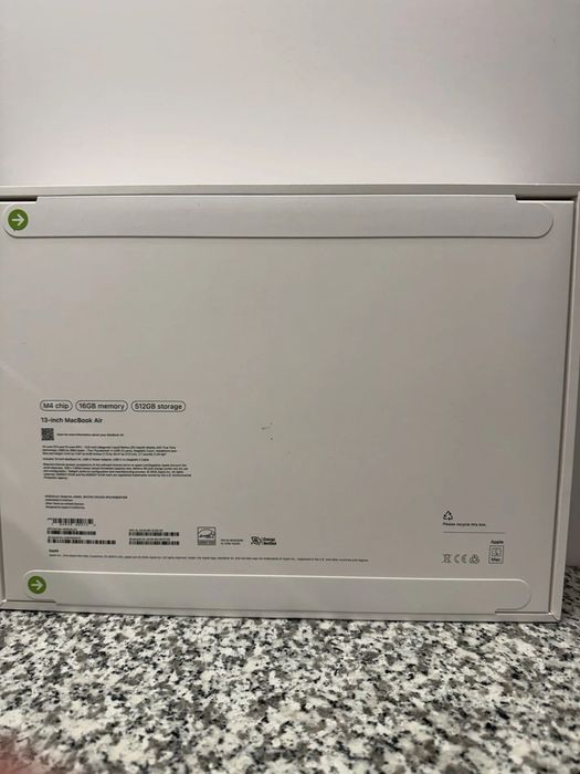 Продаются два Macbook Air 2025 срочно с США