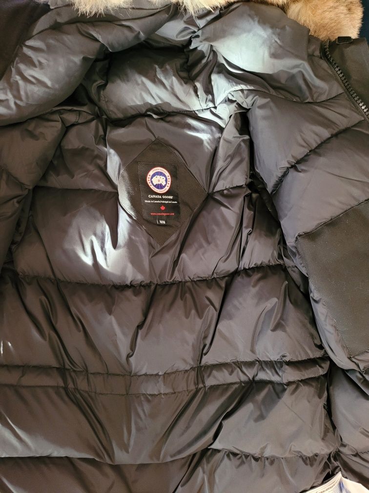 Geaca canada goose marime M