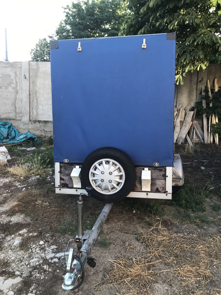 Vand doua remorci auto