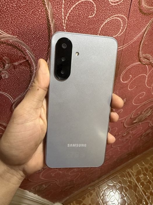 Samsung a 17 karobka dokument yengi de