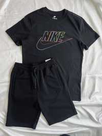 Къси Панталонки и тениска Nike Tech Fleece Short