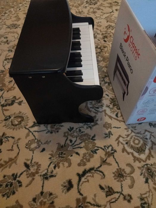 Детско пиано Classic World