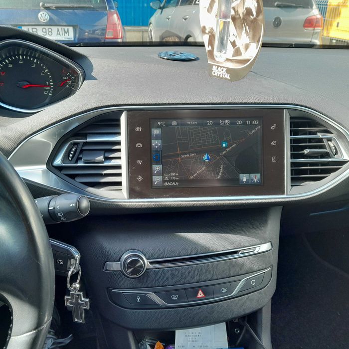 PEUGEOT 308 SW  purech 1.2 2016