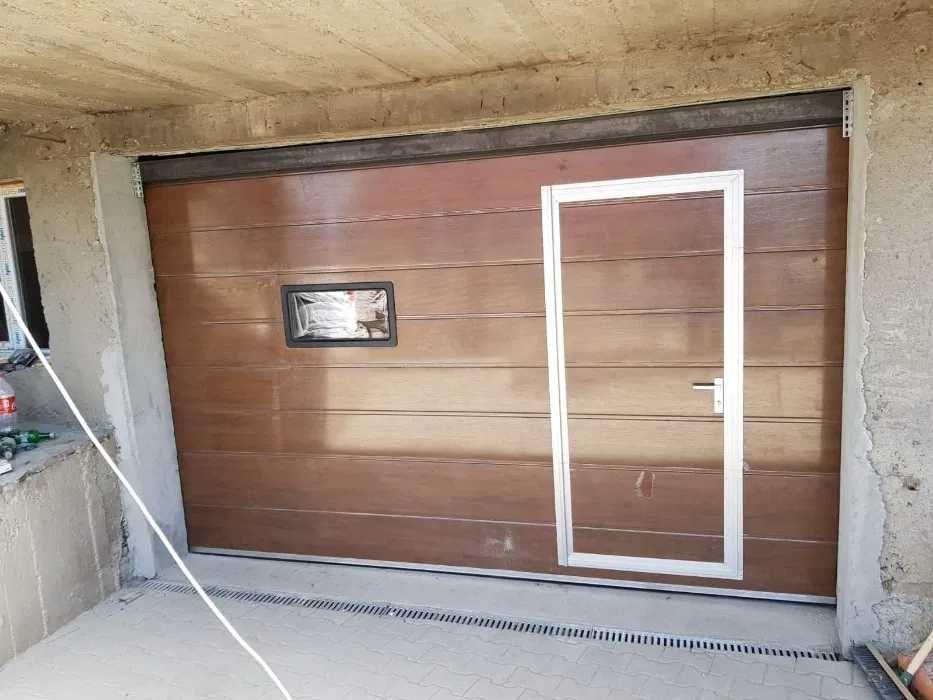 usi de garaj cu acces pietonal