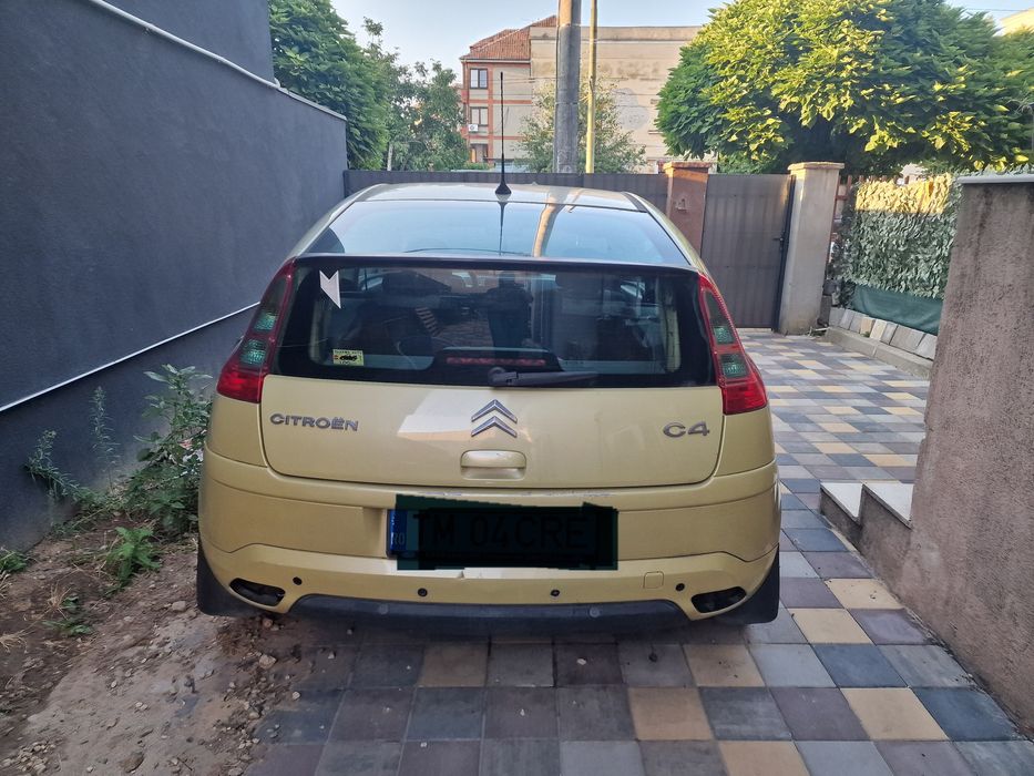 Citroën C4 hatchback