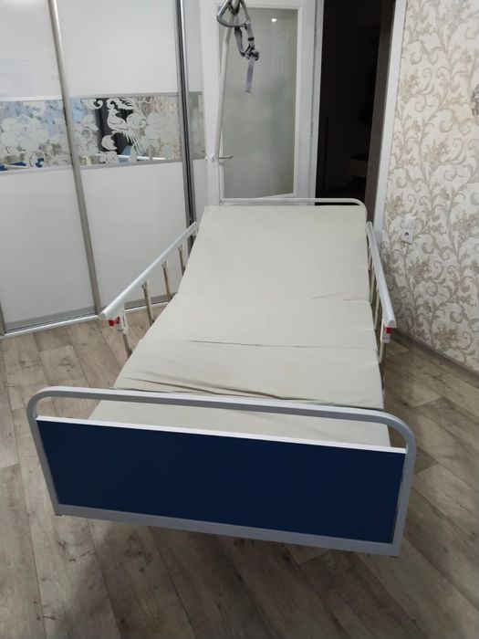 Продам кровать новая