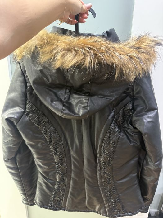 Дамско зимно кожено дебело яке