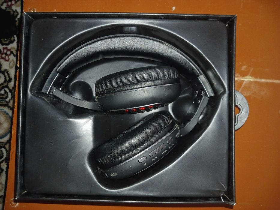 Наушник HOCO W23 новый