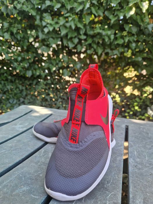 Nike с лесно ластично обуване без усилия като чорап