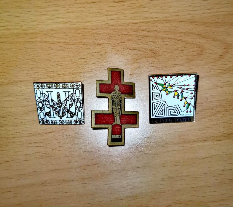 Колекционерска значка дизайн 1957г. Жан Кокто “Колелото се върти”рядка