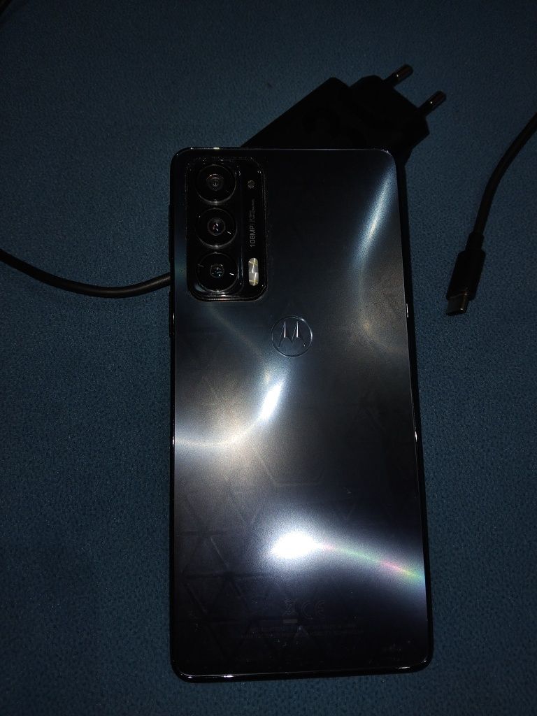 Motorola edge 20