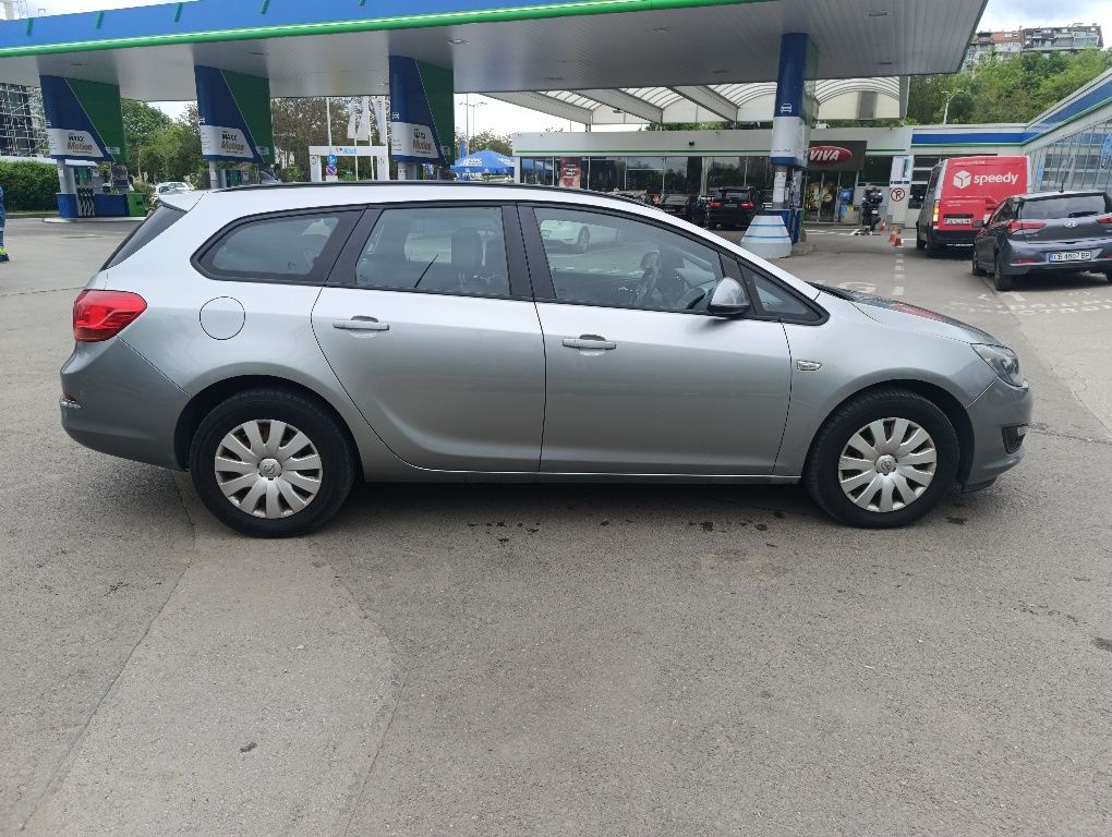 Opel Astra 2.0 автоматик
