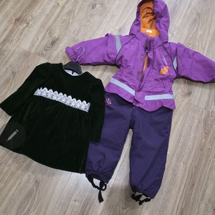 Incaltaminte + haine
Cizmele roz îmblănite 25 cm-20 ron
Cizmel