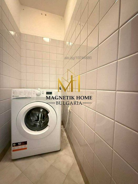 Просторен тристаен апартамент до Краснодар в ж.к. Възраждане