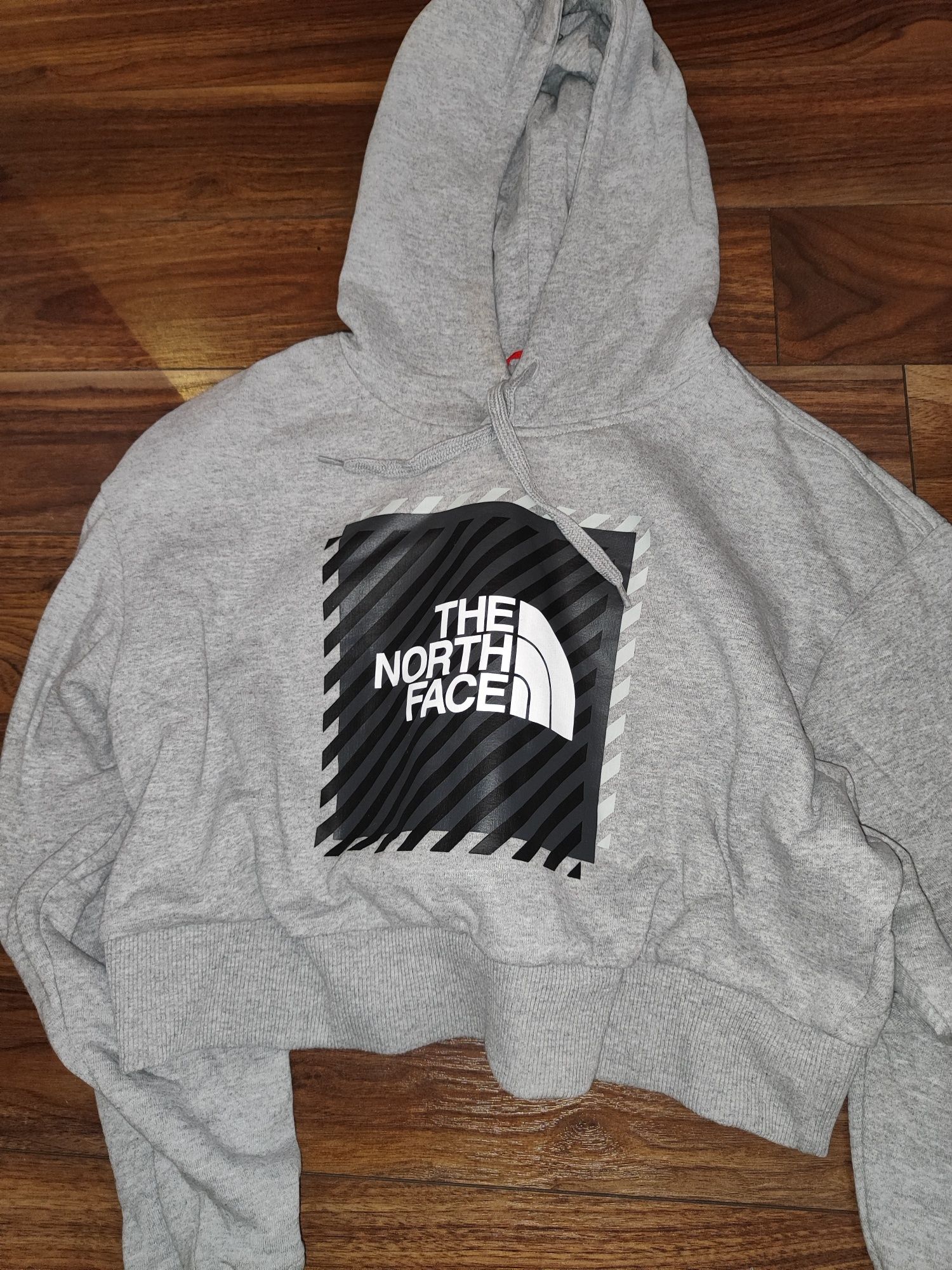 The north face суитчър