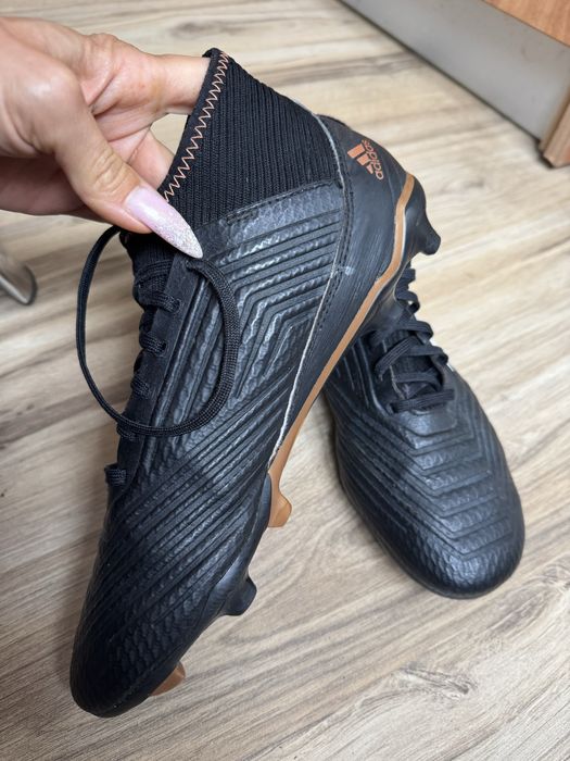 Футболни обувки adidas PREDATOR 18.3 FG ! 42 н