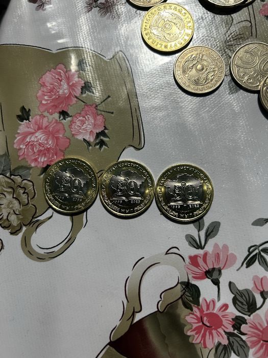 Монета 100тг 30 лет