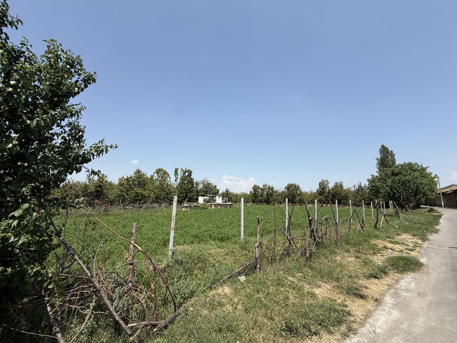 Кибрай Чинободда 10 сотих ер сотилади