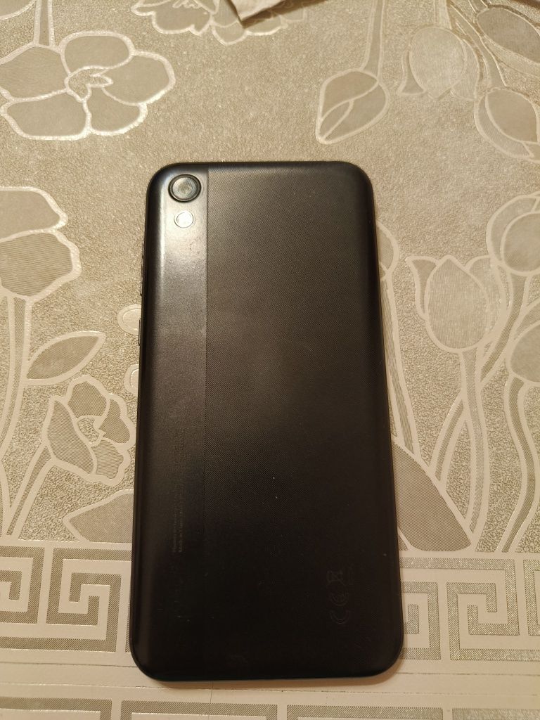 Доставка бесплатно! Продам honor 8s 32 Гб в отличном состоянии