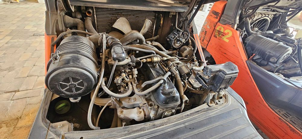 Вилочный погрузчик TOYOTA