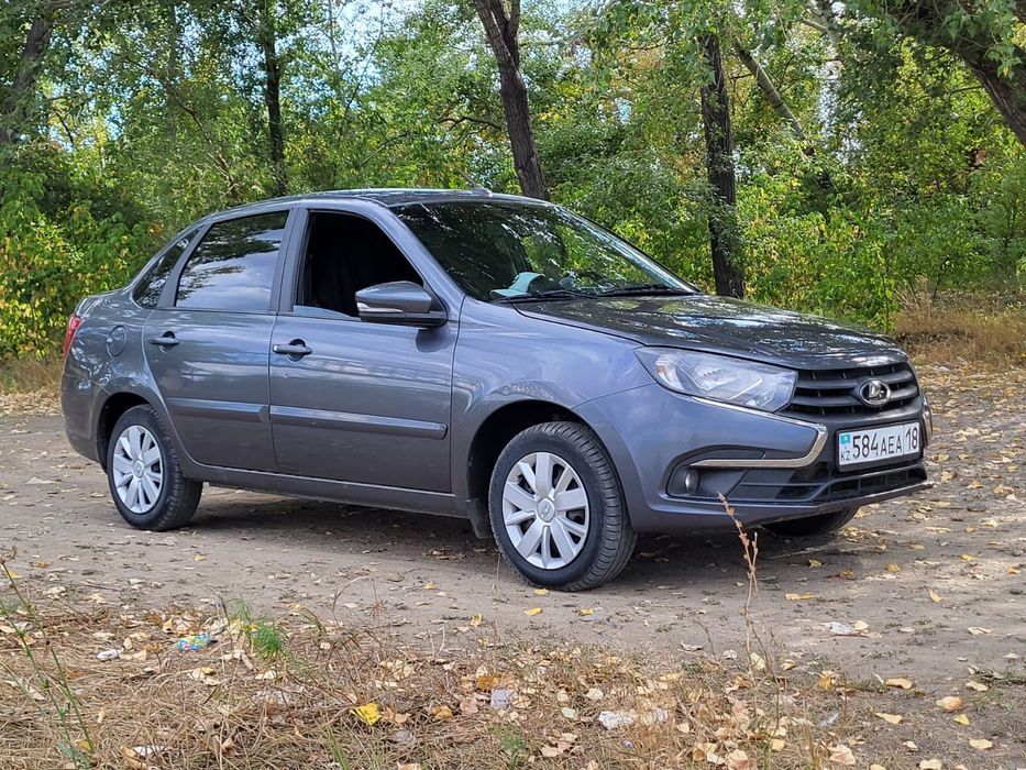 ВАЗ (Lada) Grant 2190