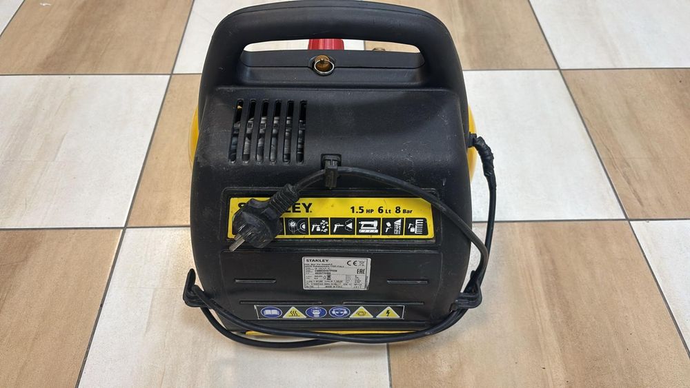 Compresor fara ulei 6 litri-1.5Hp / 180litri Stanley DN 200/8/6 -A-