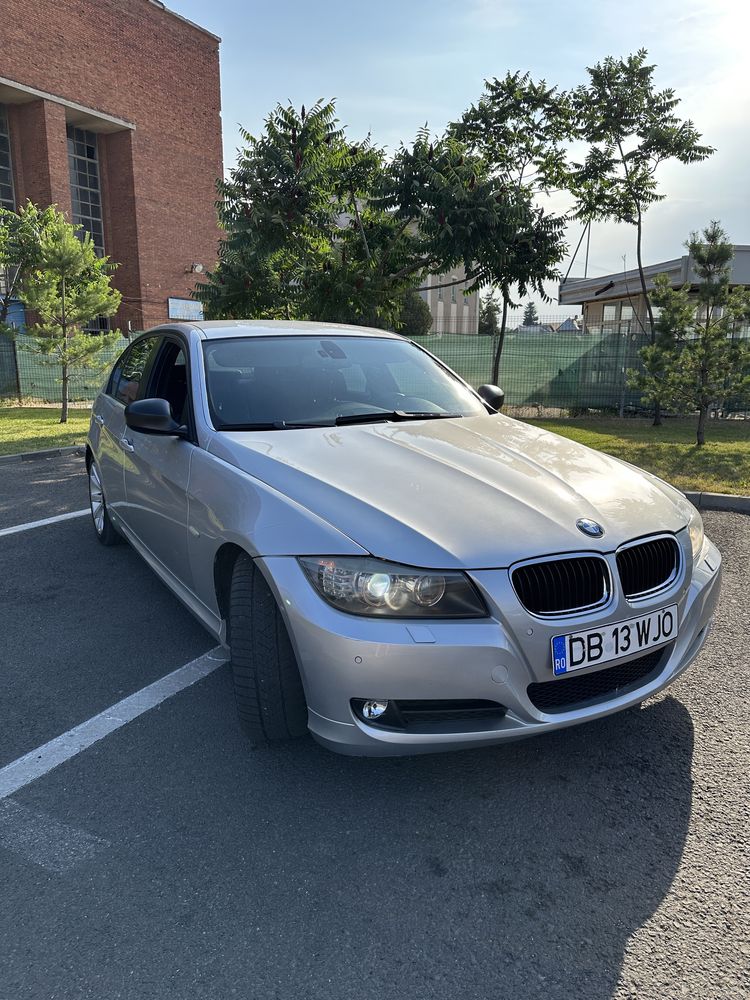 BMW seria 3 e90 facelift 2009