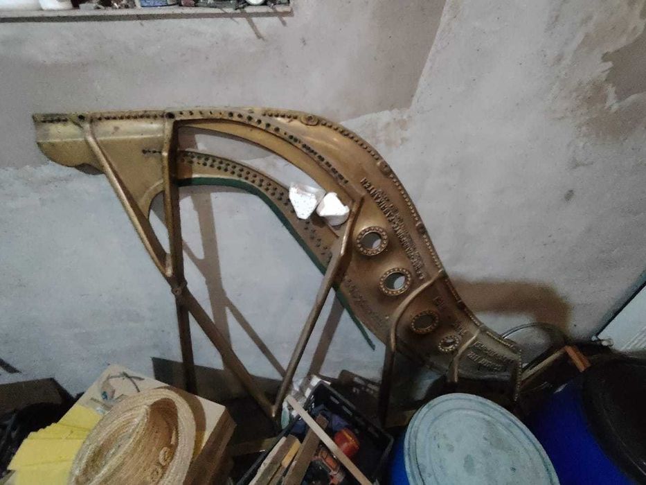 Pian clasic cu coada, dezmembrat