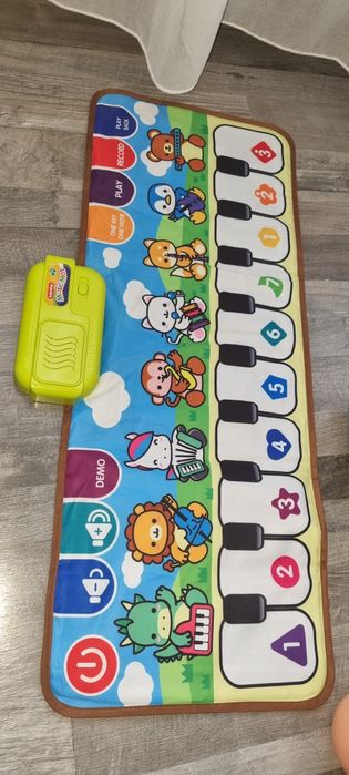 Jucarii muzicale 2 ani +