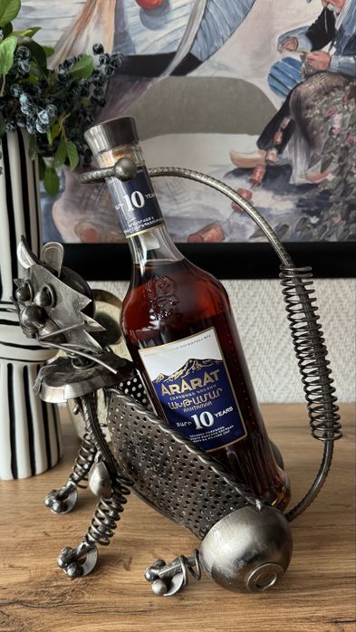 Метална стойка за вино,уиски коняк