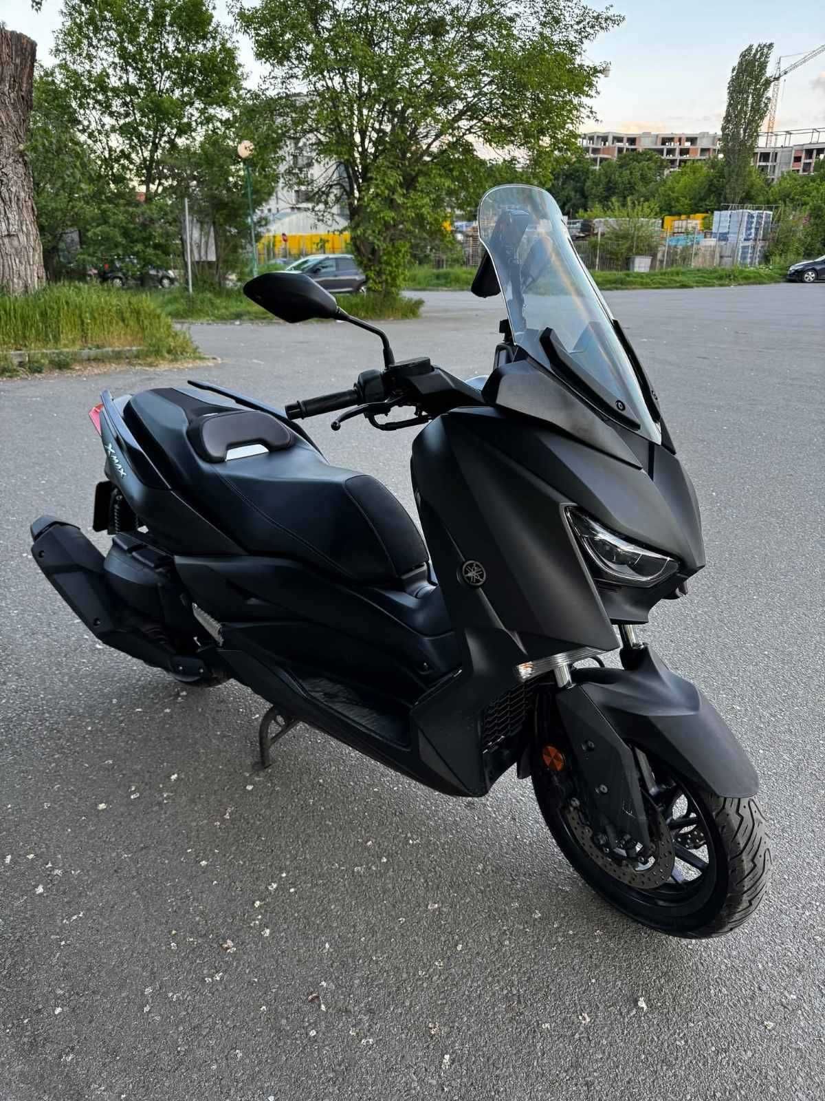 Yamaha X-max 400
