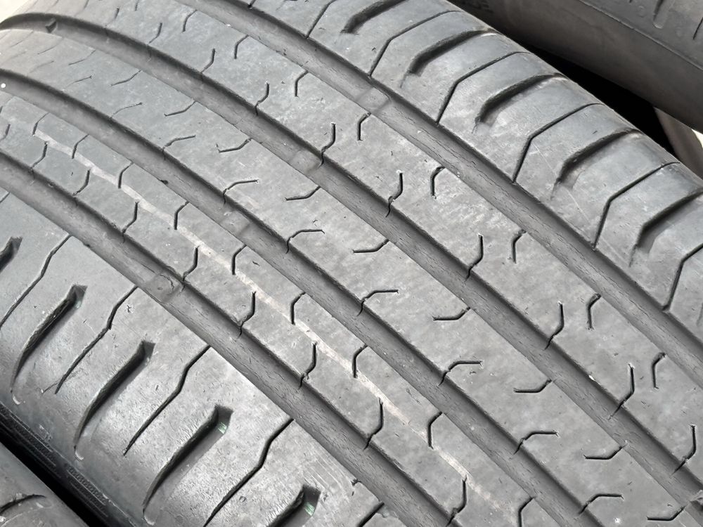 215/55/R17 Continental EcoContact5 4бр летни dot2922 4-5мм