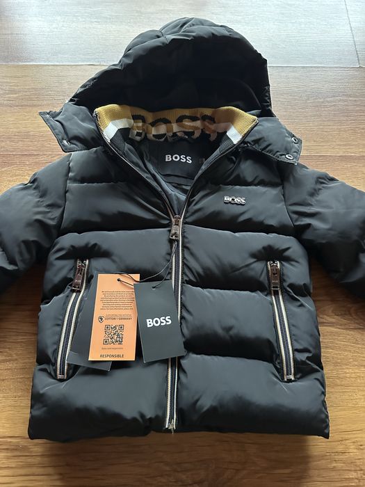 Детско,черно,зимно яке Hugo BOSS с пух и сваляща се качулка