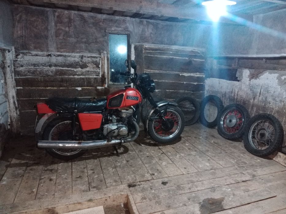 Продается иж планета 5