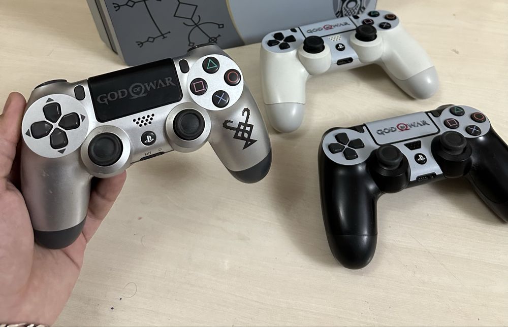 Dualshock 4 ( геймпад пс4) оригинал