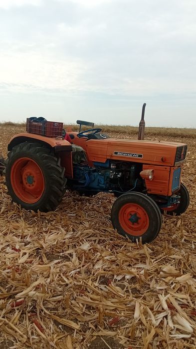 Vand Tractor Universal 445