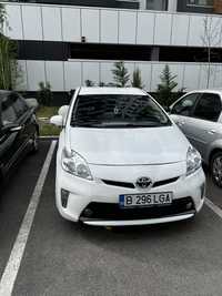 Inchiriez Toyota Prius 3  cu GPL -08/2013