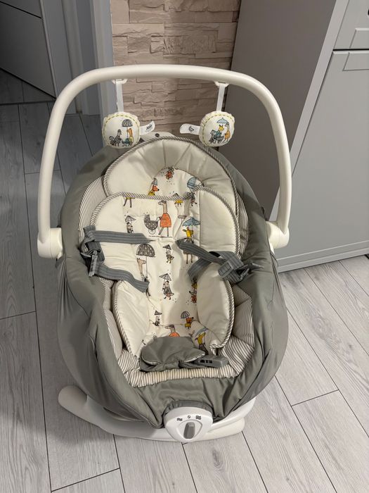 Vând balansoar electric Joie, stare foarte bună.