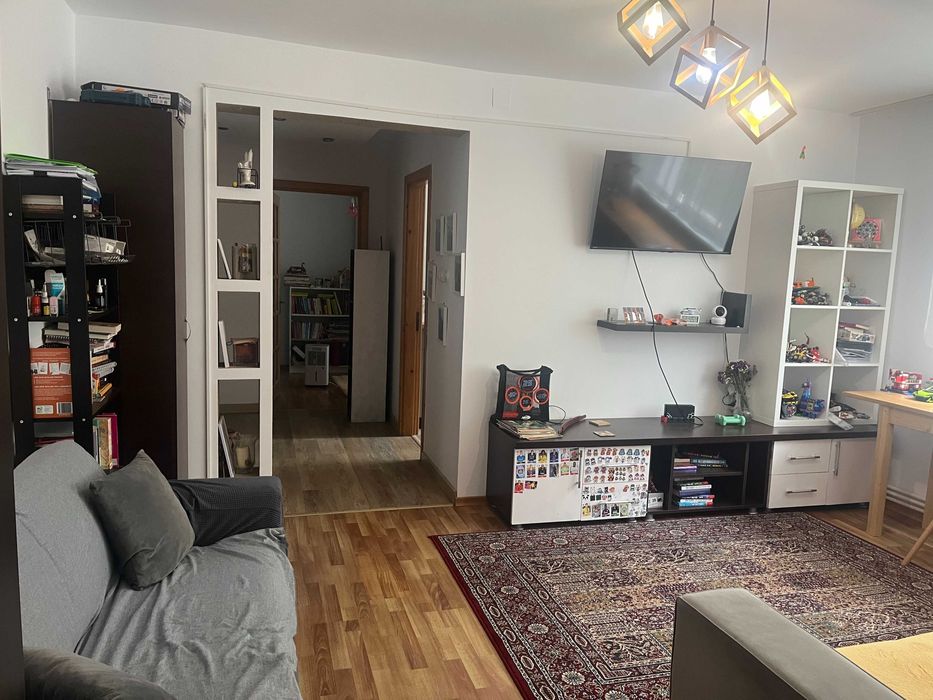 Apartament CENTRAL 3 camere de vanzare