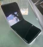 Motorola Razr 40 Vanilla Cream (Negociabil)
