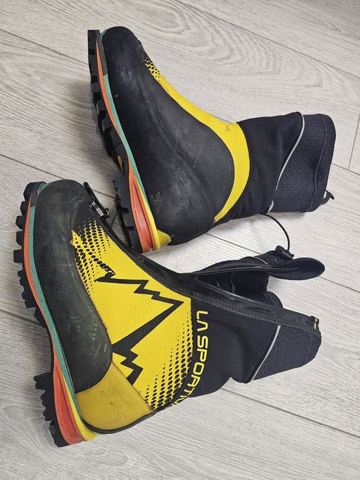 Bocanci munte LA SPORTIVA