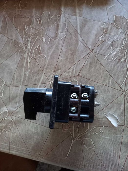 Превключвател шалтер ротационен за ел. табло