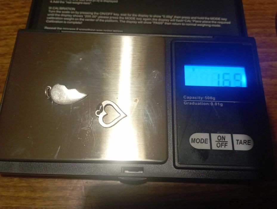 Две висулки сърчица