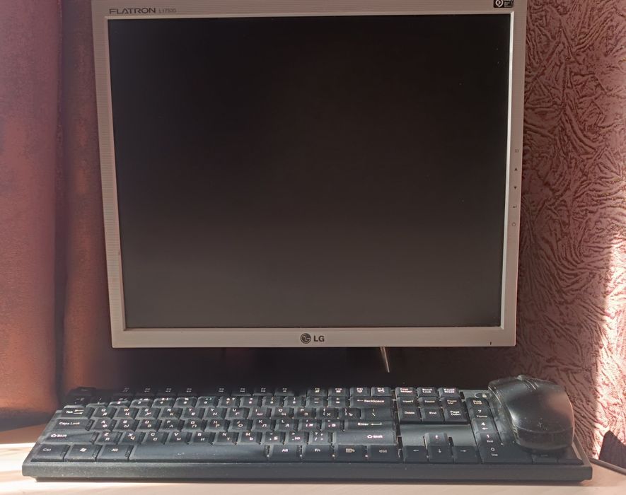 Компьютер LG FLATRON L1753S