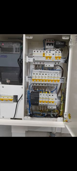 Электрик
Электрика под ключ.
Умный дом.
Электрика дизайн проект.
Хар