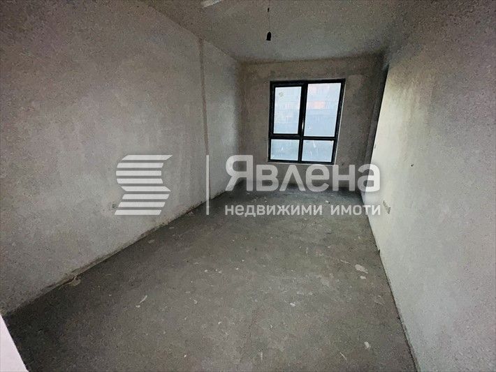 Продава се Тристаен апартамент в Варна, Левски - 111 кв.м за 1856 €/кв.м - Снимка #4