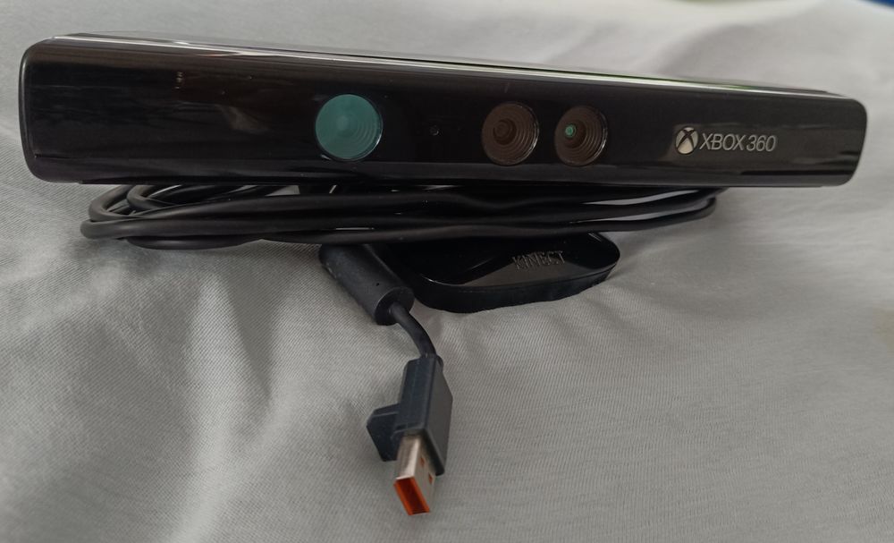 Senzor kinect xbox 360 si joc
