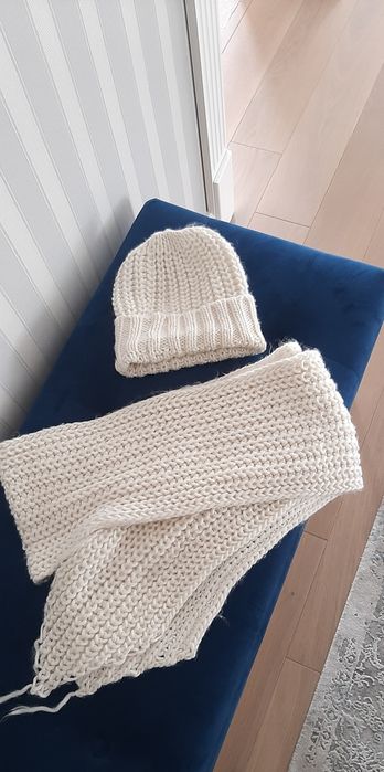 Set caciula si fular de dama