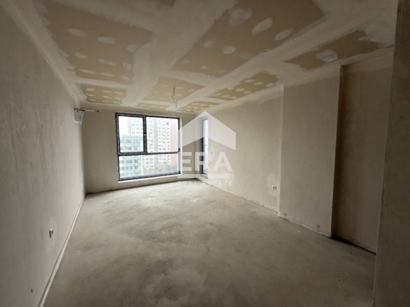 Продава се Двустаен апартамент в Варна, Младост 2 - 60 кв.м за 2499 €/кв.м - Снимка #1